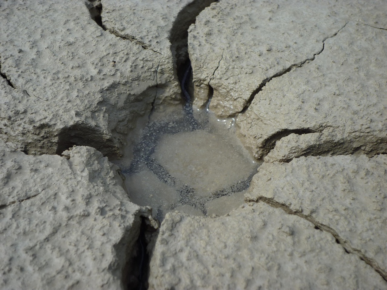 mud, clay, clay soil, wet, dry out, nature, landscape, clay, clay, clay soil, clay soil, clay soil, clay soil, clay soil